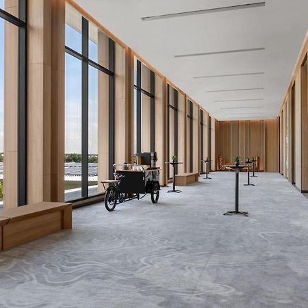 Courtyard By Marriott Bangkok Suvarnabhumi Airport Exterior foto