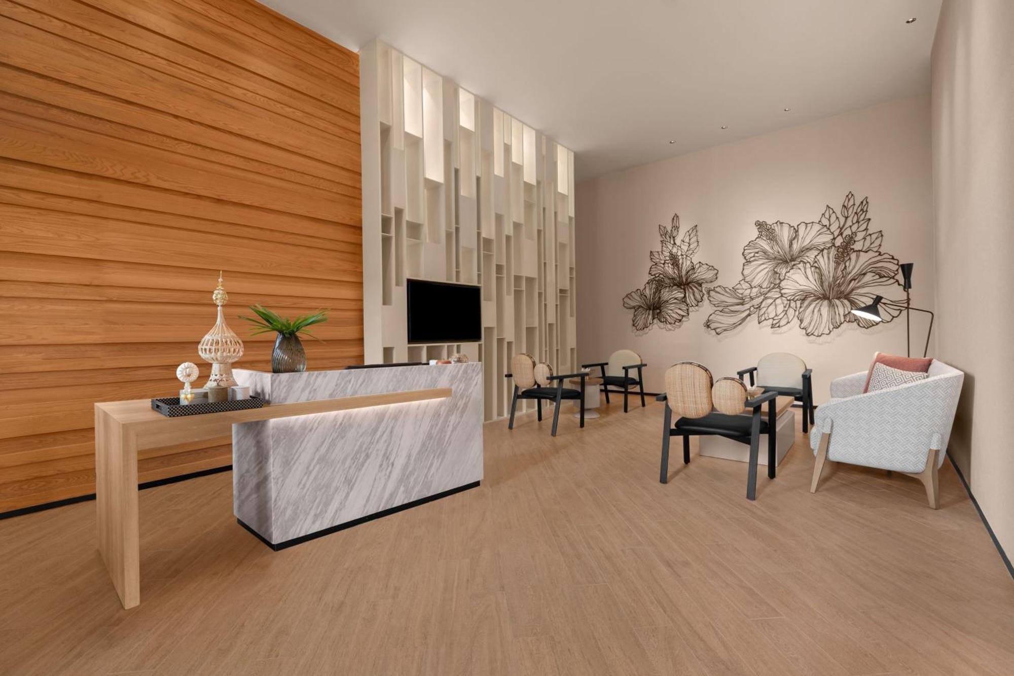 Courtyard By Marriott Bangkok Suvarnabhumi Airport Exterior foto